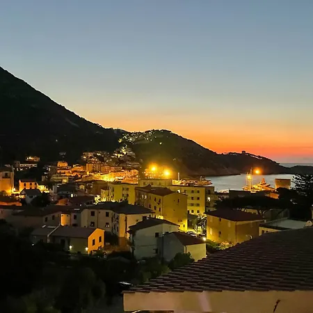 Casa Caretta Con Terrazza Panoramica Apartment *